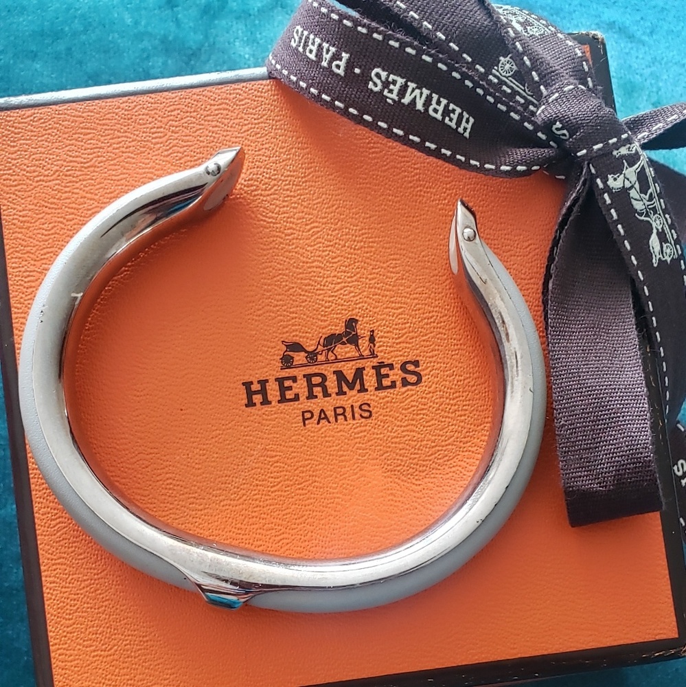 Hermés bracelet.